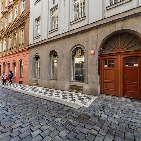 Rose Antique Apartment Prague Ngoại thất bức ảnh