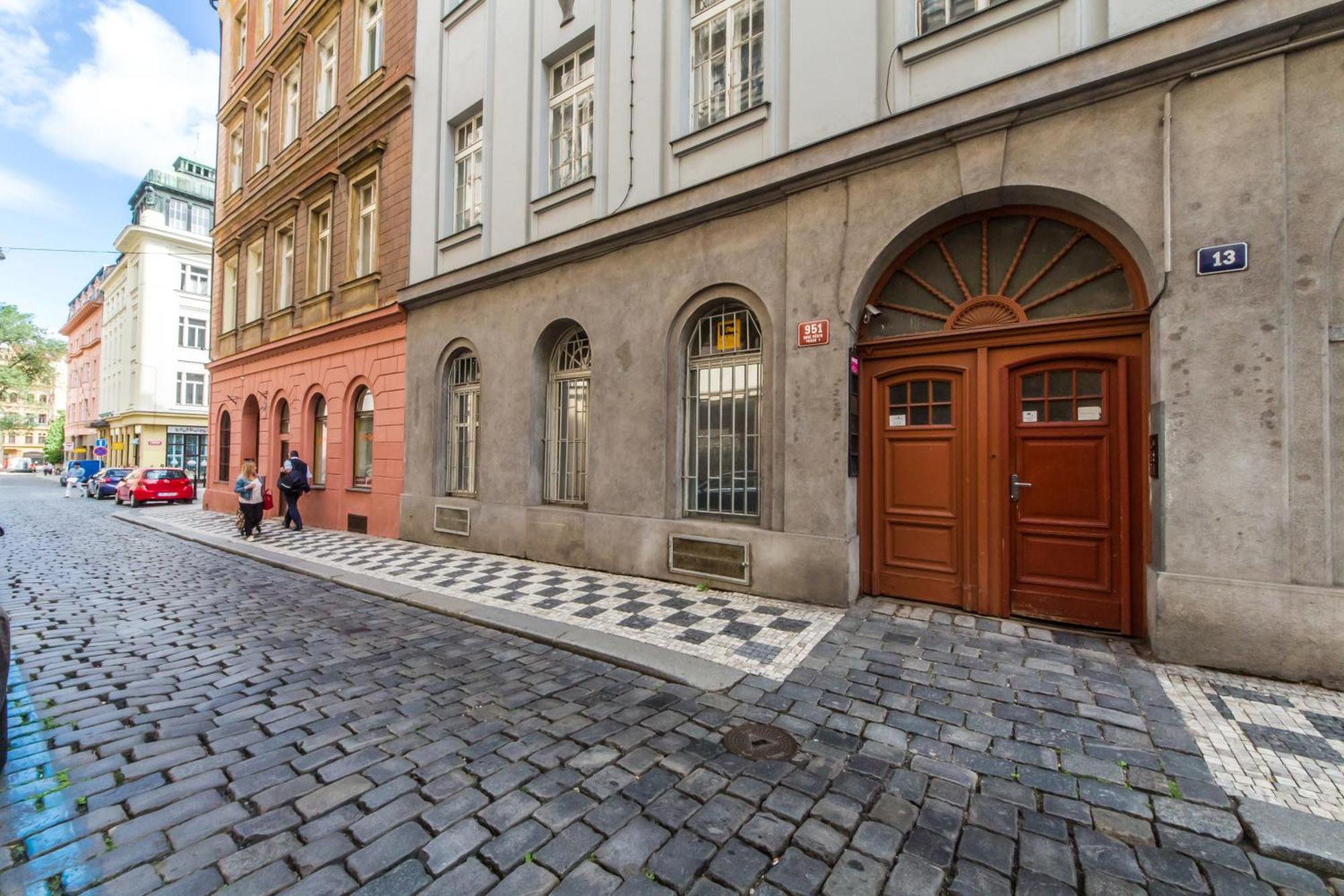 Rose Antique Apartment Prague Ngoại thất bức ảnh
