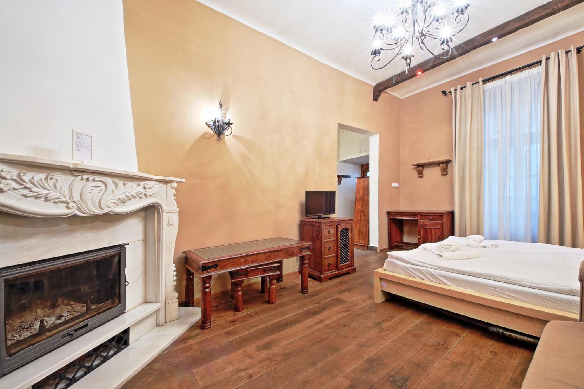 Rose Antique Apartment Prague Ngoại thất bức ảnh