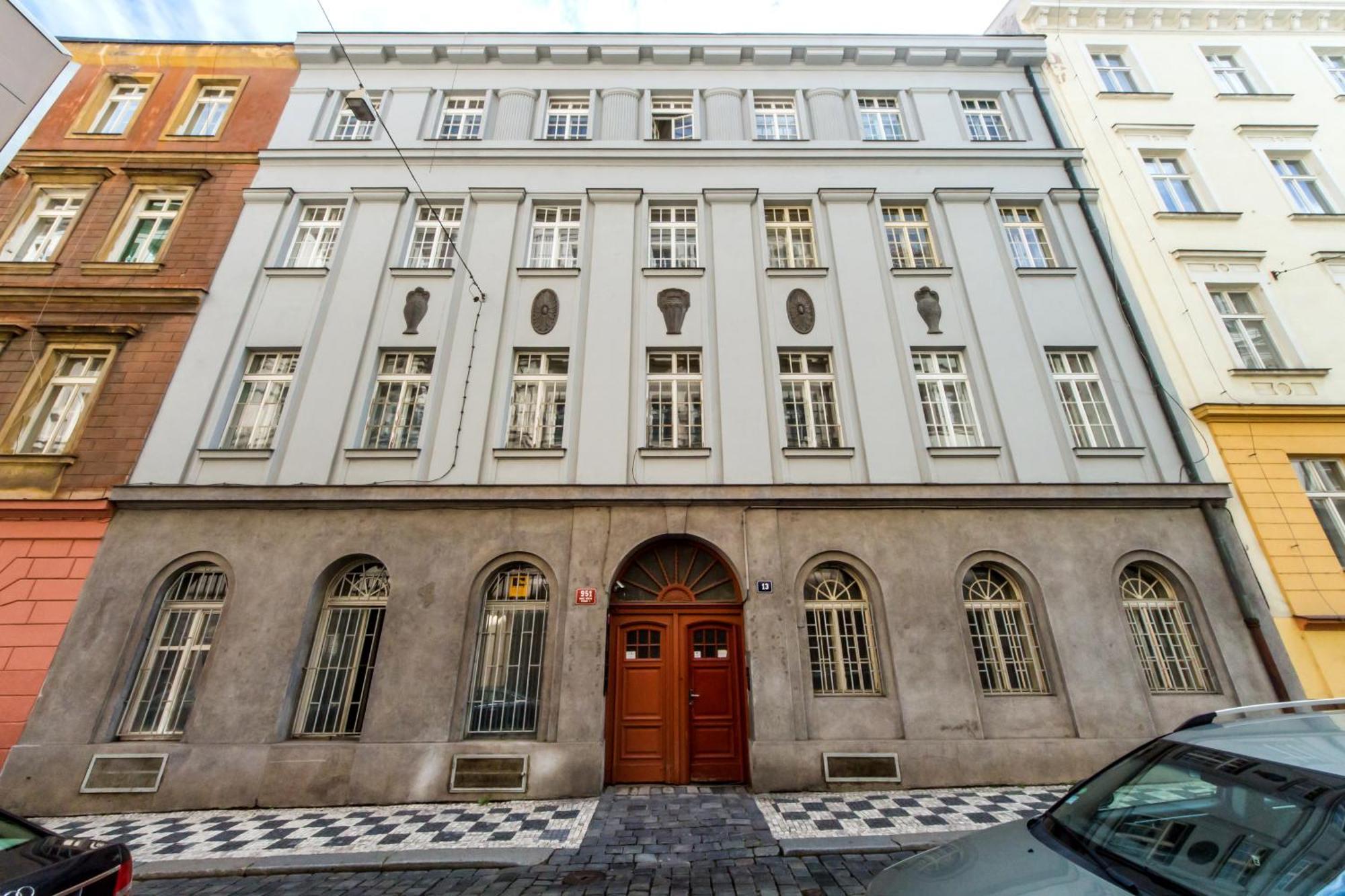 Rose Antique Apartment Prague Ngoại thất bức ảnh